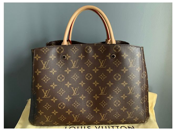 Monogramma Louis Vuitton Sac Montaigne GM Marrone - vista 3