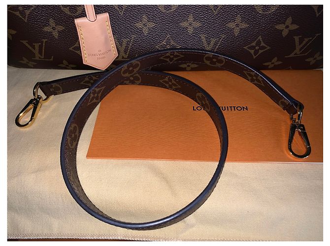 Monogramma Louis Vuitton Sac Montaigne GM Marrone - vista 9