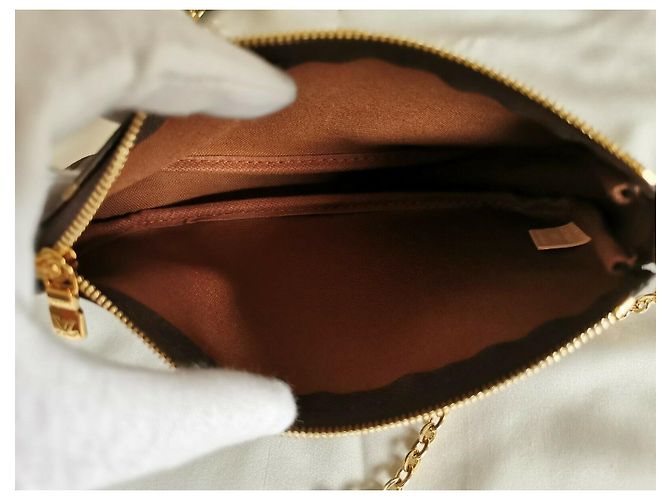 LOUIS VUITTON Multi Pochette Accessoires Monogram - vista 9