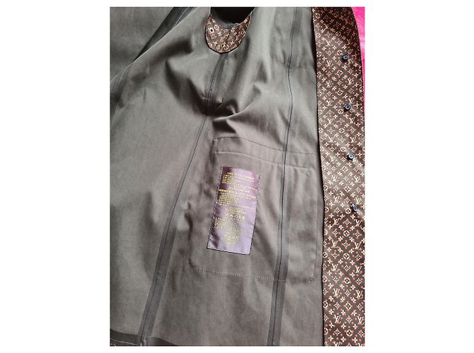 Nueva gabardina de Louis Vuitton nunca usada Castaño - vista 17