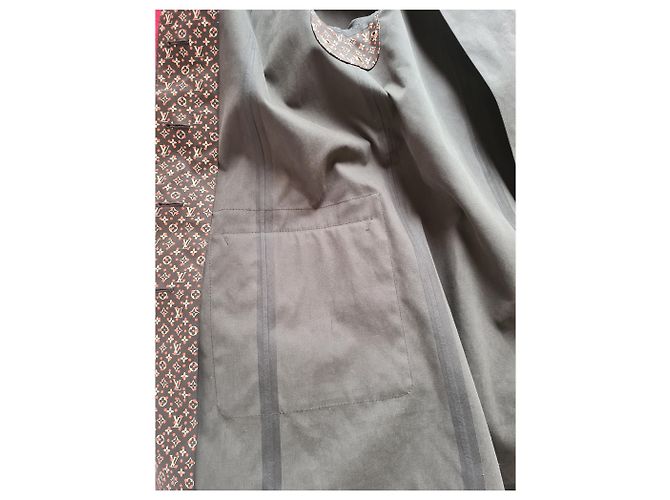 Nueva gabardina de Louis Vuitton nunca usada Castaño - vista 18