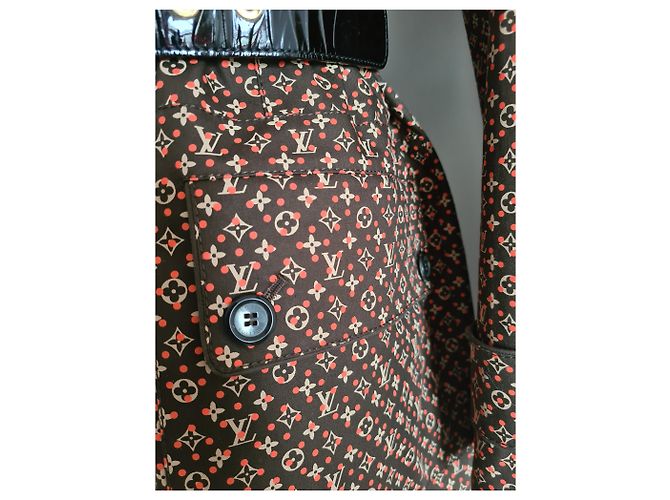 Nueva gabardina de Louis Vuitton nunca usada Castaño - vista 3