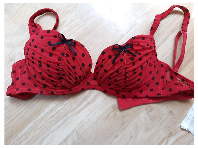 Conjunto Chantal Thomass Ladybug Rojo con Puntos de Tul Roja - vista 4