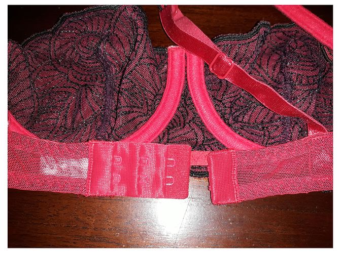 Autre Marque Sujetador rojo Ravage con detalle de rosa Roja - vista 3