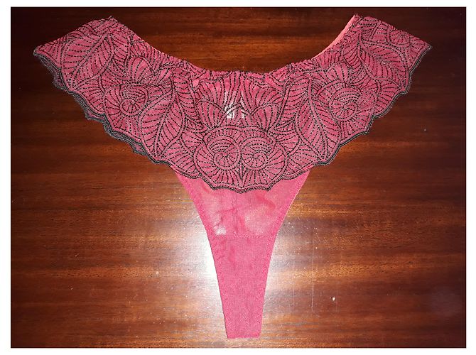 Autre Marque Braguita Roja Ravage con Detalle de Rosa - vista 3