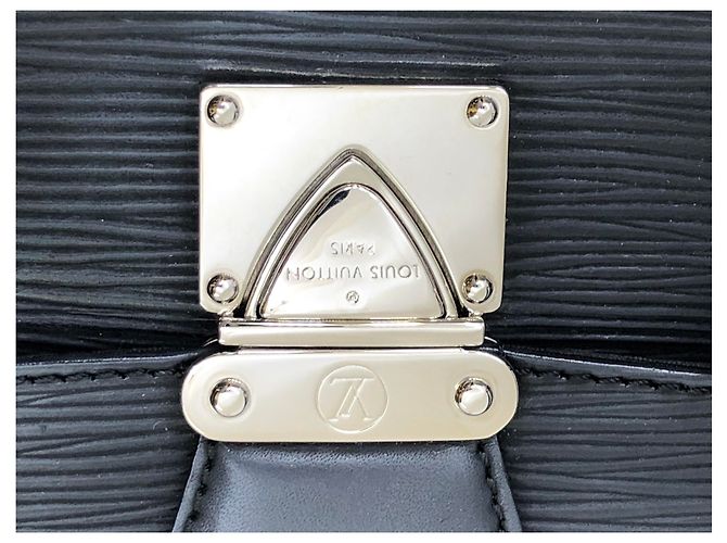 Louis Vuitton Borsa Segur in Pelle Epi Nera Nero - vista 11