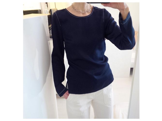 Vintage Minimal design top with contrasting white stitching. Navy blue Dark blue - view 2