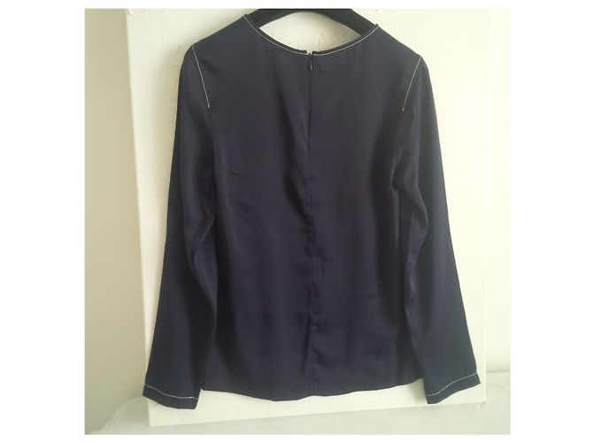 Vintage Minimal design top with contrasting white stitching. Navy blue Dark blue - view 3
