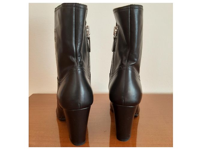 Chanel Stivaletto in pelle con pelo Nero - vista 4