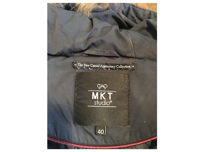Chaqueta de plumas MKT studio azul marino con capucha de piel de zorro - vista 3