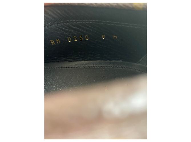 Louis Vuitton Mocassino Voltaire Marrone - vista 3