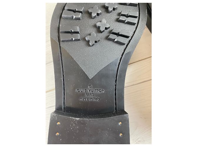 Louis Vuitton Mocassino Voltaire Marrone - vista 9