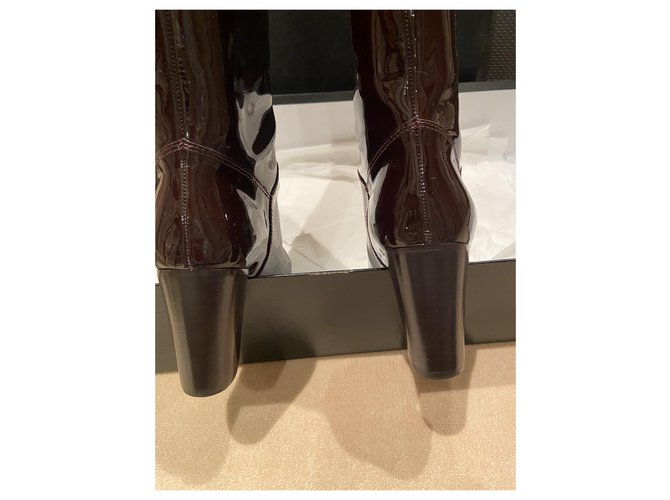 Botas Chanel estilo vinilo Marrón oscuro - vista 2