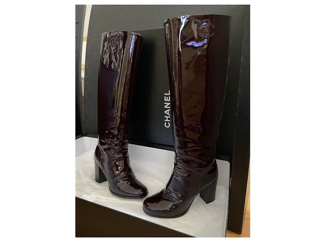 Botas Chanel estilo vinilo Marrón oscuro - vista 12