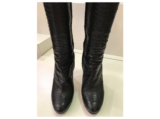 Botas Dior de python preto com salto plataforma - vista 2