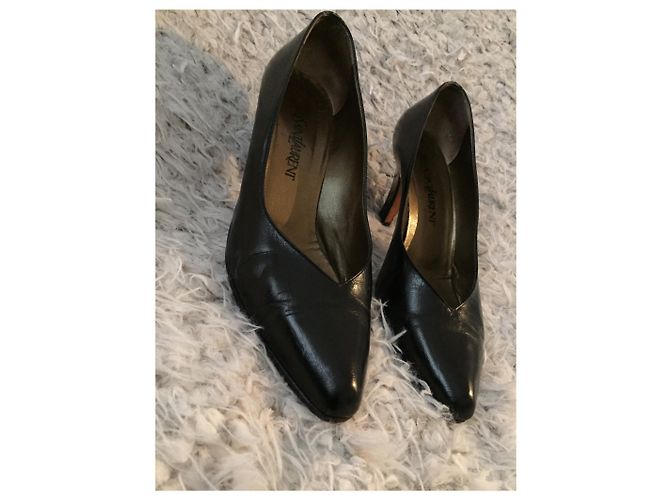Décolleté vintage Yves Saint Laurent Nero - vista 5