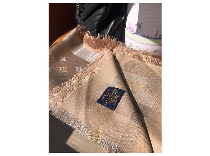 Louis Vuitton Lenços Bege - vista 4