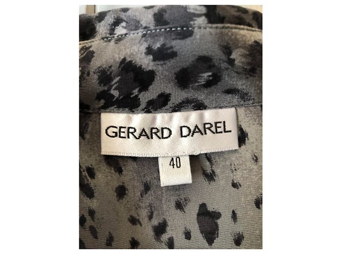 Gerard Darel Blusa de seda cinza Gérard Darel com estampa de leopardo preta tamanho 40 - vista 3