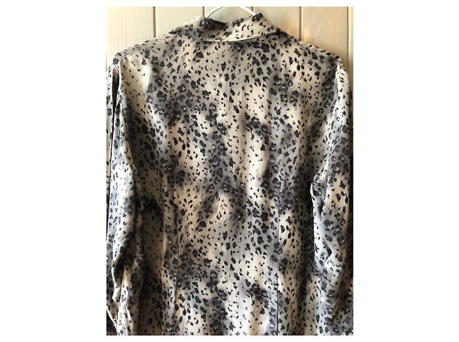 Gerard Darel Blusa de seda cinza Gérard Darel com estampa de leopardo preta tamanho 40 - vista 6