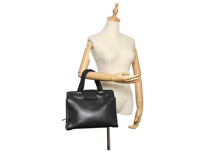 Prada Tasche aus schwarzem Leder - Ansicht 9