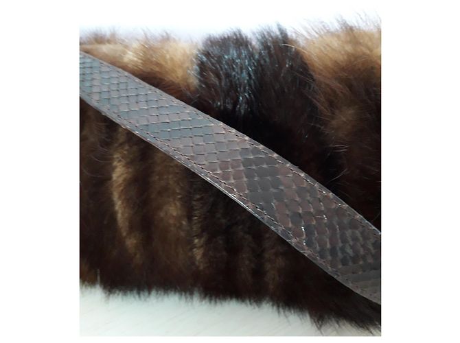 Autre Marque Bolsa crossbody de vison marrom com alça de python - vista 3
