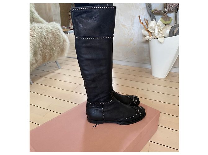 Botas de piel negras Miu Miu con decoración de metal Negro - vista 3