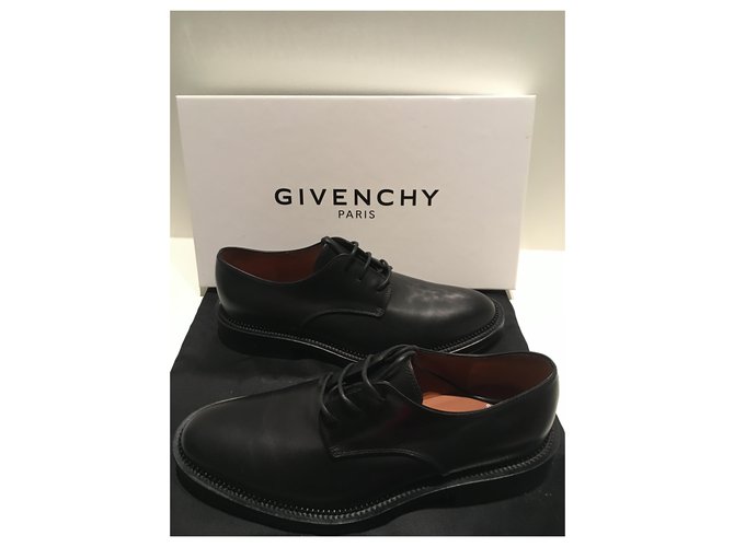 Givenchy schwarze Leder Derby Schuhe - Ansicht 2