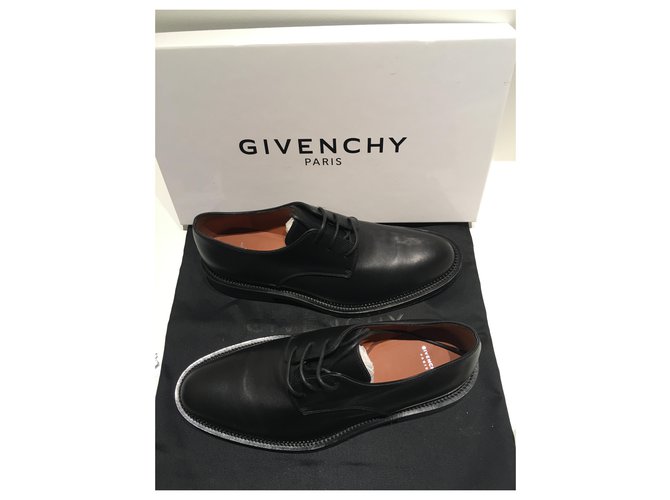 Givenchy schwarze Leder Derby Schuhe - Ansicht 4