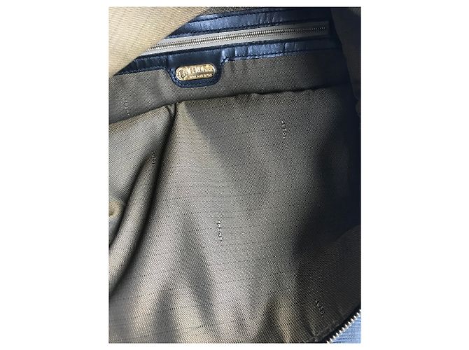 Fendi Borsa a tracolla grande in pelle goffrata Nero - vista 12