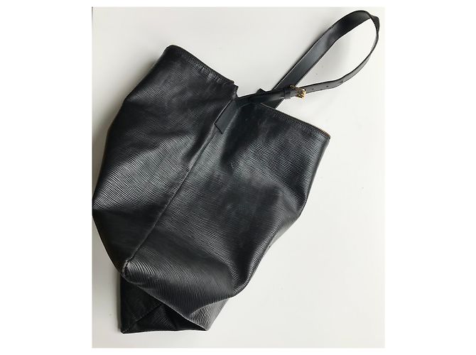 Fendi Borsa a tracolla grande in pelle goffrata Nero - vista 19