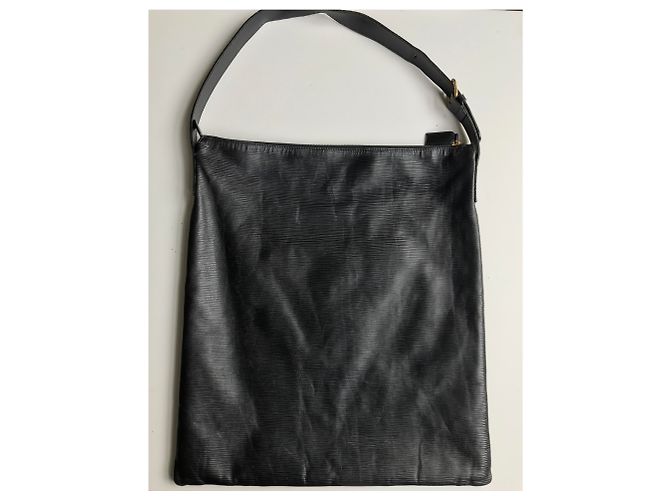 Fendi Borsa a tracolla grande in pelle goffrata Nero - vista 3
