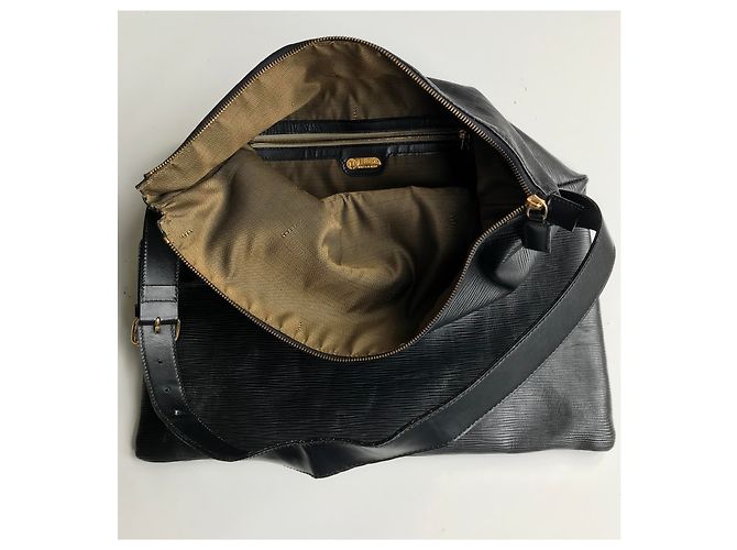 Fendi Borsa a tracolla grande in pelle goffrata Nero - vista 9
