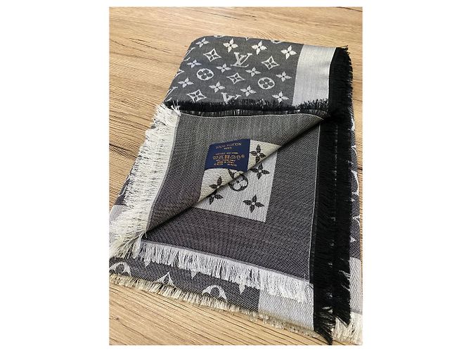 Scialle Louis Vuitton Denim nero - vista 5