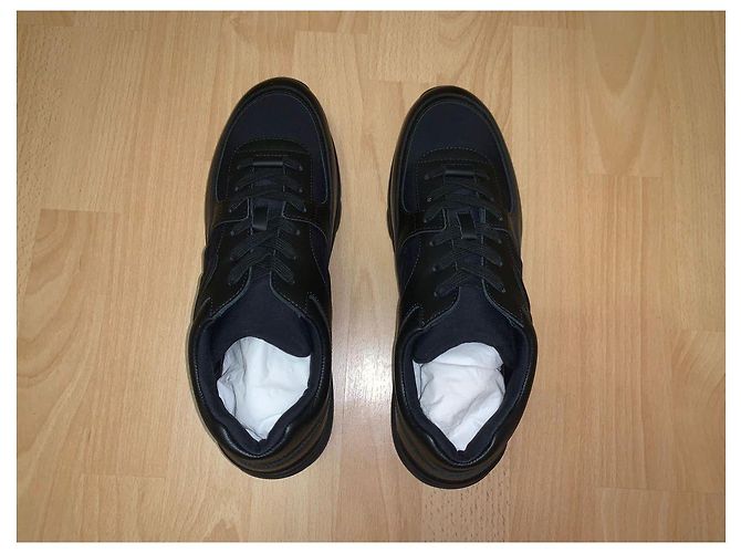 Sneaker Chanel CC in pelle scamosciata tripla nera Nero - vista 5