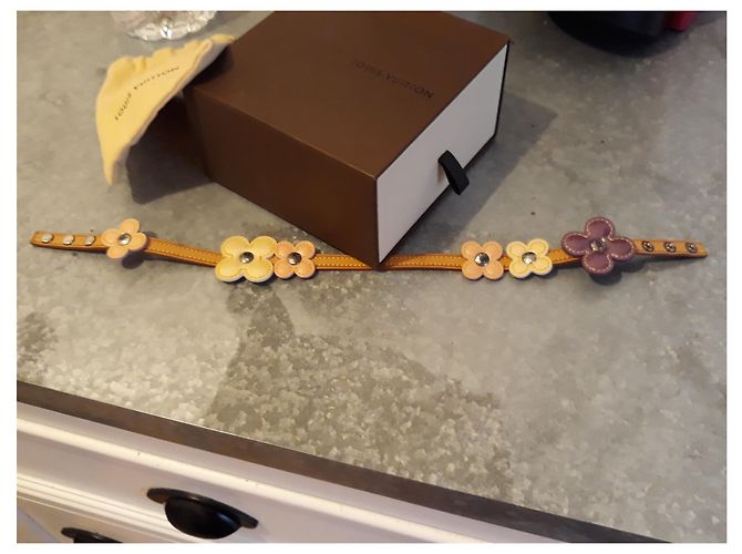 Bracciale avvolgente Louis Vuitton Flowers in pelle Multicolore - vista 12