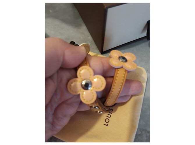 Bracciale avvolgente Louis Vuitton Flowers in pelle Multicolore - vista 5