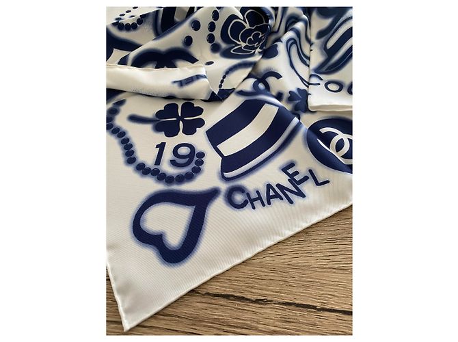 Chanel Foulard Weiß Blau - Ansicht 4