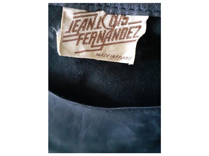 Autre Marque Top de cuero negro con mangas murciélago - vista 2