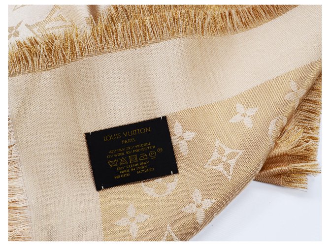 Louis Vuitton METRO75493 Dorado - vista 3
