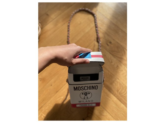 Moschino Fashion uccide Blu - vista 2
