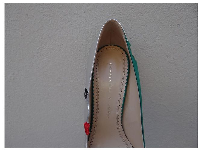 Décolleté Charlotte Olympia Pelle Argento e Tessuto Verde Taglia 39 - vista 7