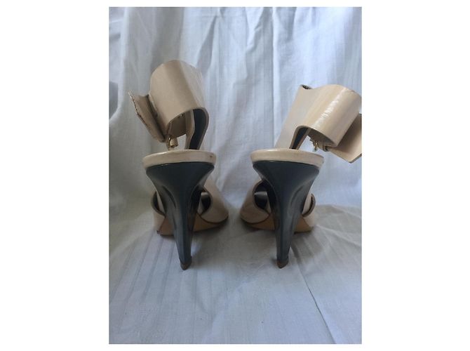 Chloé Stivaletti Chloe in vernice Beige Crudo - vista 3