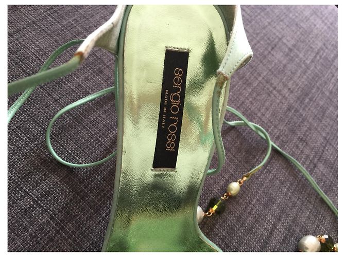 Sandali Sergio Rossi in satin verde chiaro - vista 2