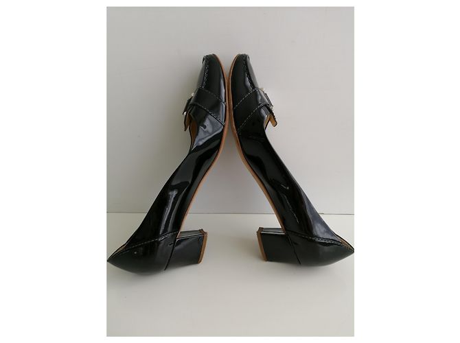 Escarpins Tod's en cuir noir 39 - vue 5