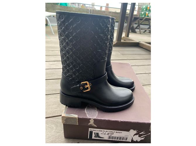 Louis Vuitton Rebelión Negro - vista 4