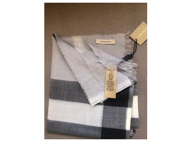 Burberry Sciarpa a quadri in lana e seta grigia Grigio - vista 5