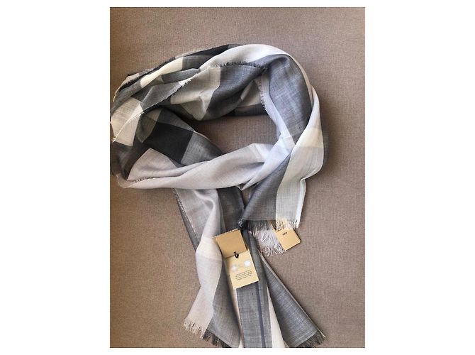Burberry Sciarpa a quadri in lana e seta grigia Grigio - vista 6