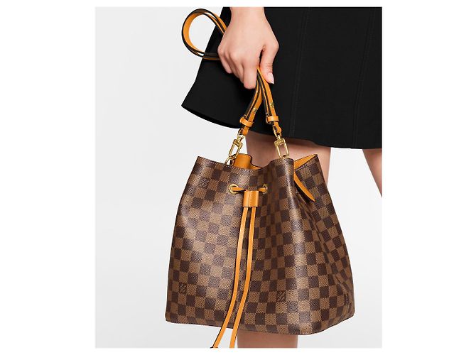 Néonoé Louis Vuitton LV Neonoe nuovo zafferano Marrone - vista 4