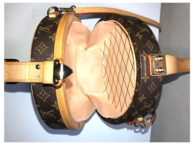 Louis Vuitton PETITE BOITE CHAPEAU Marrón claro Marrón oscuro - vista 4