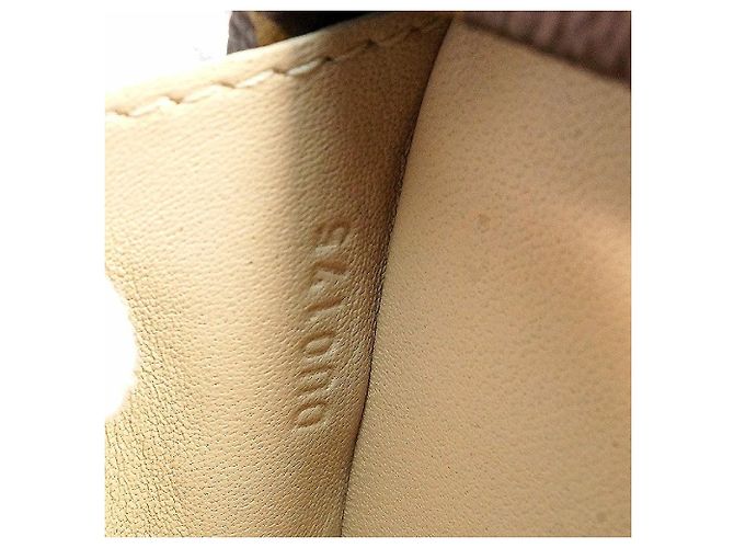 Louis Vuitton Petite Malle Mini trunk Womens borsa a tracolla M44199 - vista 12